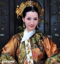 甄嬛传当所有妃子被p皇后造型时,连安陵容都多了几分大气