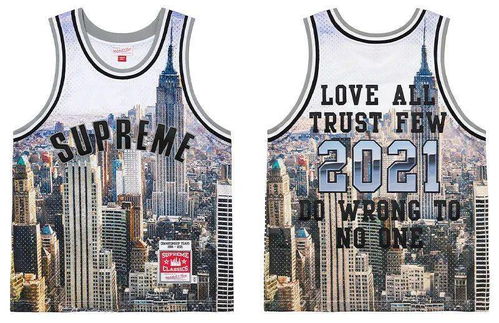 supreme2021春夏系列发布东北大花袄kaws联名小冰箱和潘顿椅