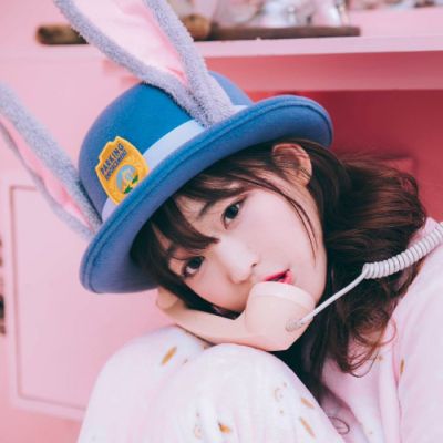 韩系唯美意境背影女生头像