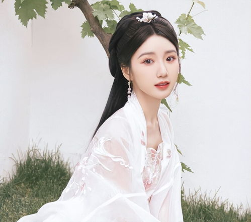 云襄传线下合体,男女主状态被嘲,一个老一个肿,封神无望
