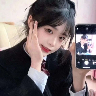 最火女生头像真人可爱大全谈恋爱不如搞钱