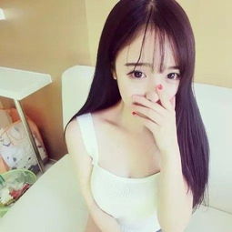 执着女生的陌陌自拍集想把你抱紧一点却找不到方向
