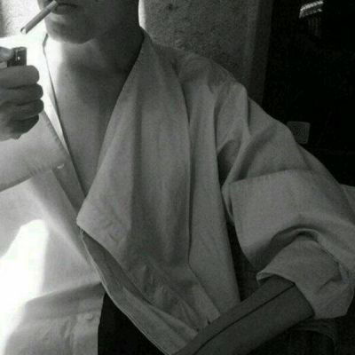 成熟头像男有魅力有范成熟气质男头像图片