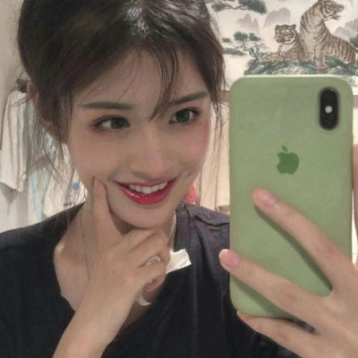 微信头像女生气质淡雅适合做微信头像的女生图片