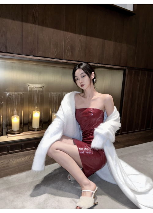 gyokuu2021秋冬新款酒红色漆皮圣诞性感辣妹抹胸裙女
