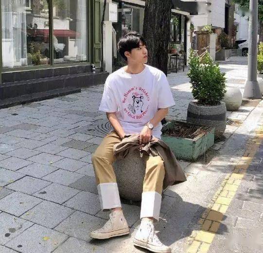 男生穿搭也很讲究的,显高又显帅