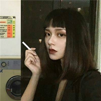 社会头像女生霸气吸烟高冷范女生头像图片大全