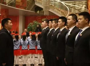 不穿军装就工作,这些军人每年只在特定时间现身,已有36个年头