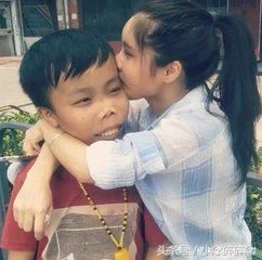 因丑出名的快手网红陈山,被封杀后漂亮女友和其分手还说出这种话