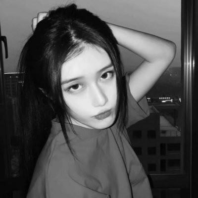 微信头像女生霸气高冷有你的日子我不会忧伤