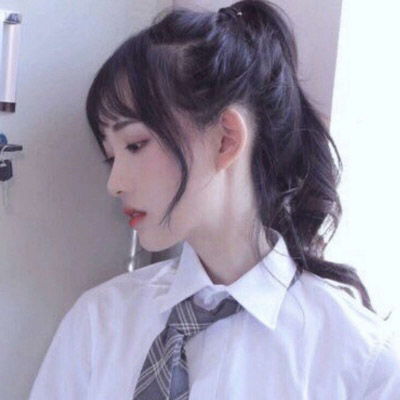 2019抖音最新最火闺蜜头像2019流行闺蜜头像一冷一疯