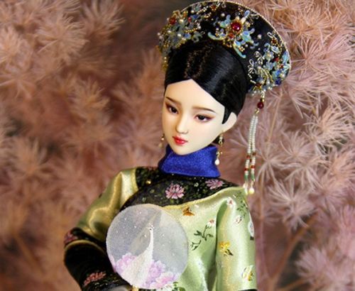 白浅青蛇甄嬛赵敏白娉婷华妃白凤九,谁的娃娃最美艳
