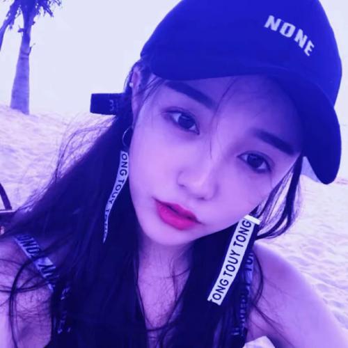 紫色超甜的女生头像,美女女生看过来