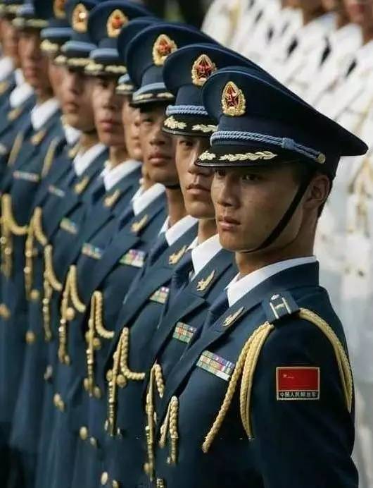 军人图片有一种帅气叫中国军人致敬