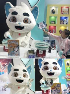 杭州上演集体抓猫京剧猫引爆国际动漫节