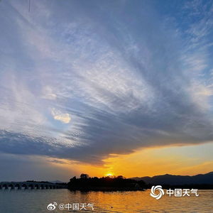 北京晚霞