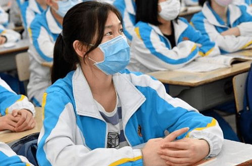 江苏一女学霸被北大录取,父母发朋友圈分享喜悦,换来的是心寒