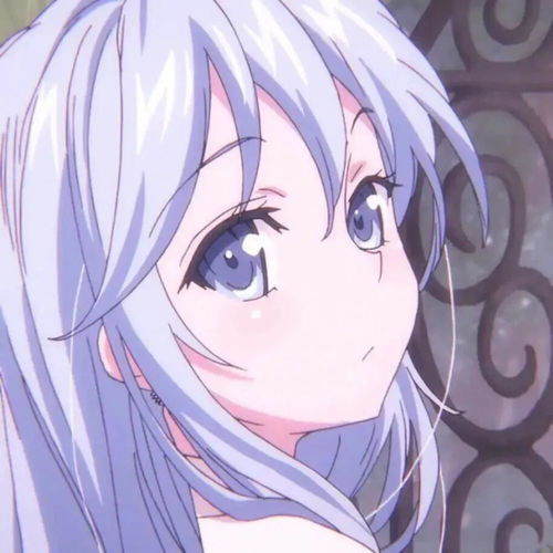 抱着猫咪的可爱美少女