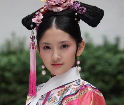 甄嬛传中甄嬛有一样东西,其它人都有,她却当上太后才有