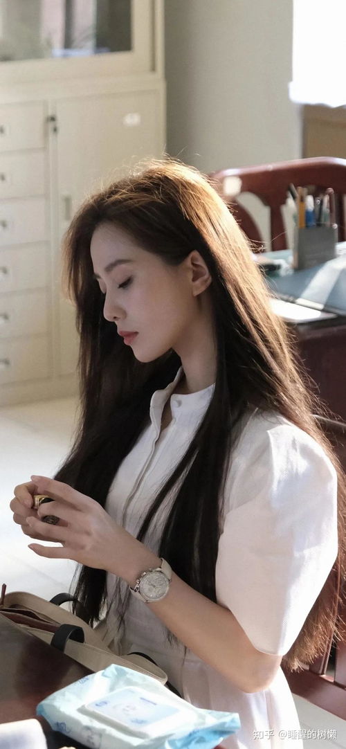 高清锁屏主屏壁纸卡通动漫美女壁纸