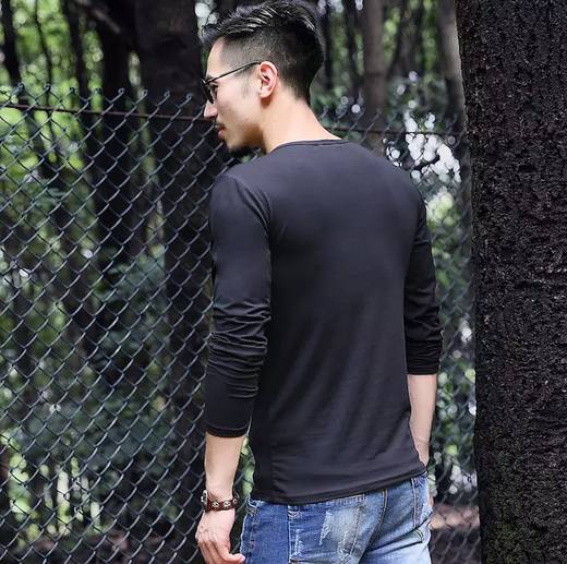 这才是真正的纯爷们儿,你那只能叫男人