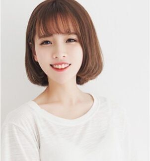 告诉你顾客这样剪短发显脸小