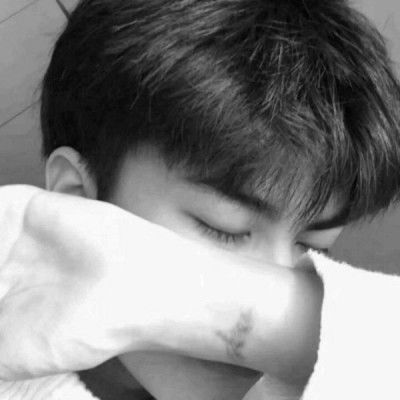 黑白男头像高冷真人,真正优秀的男人很低调的