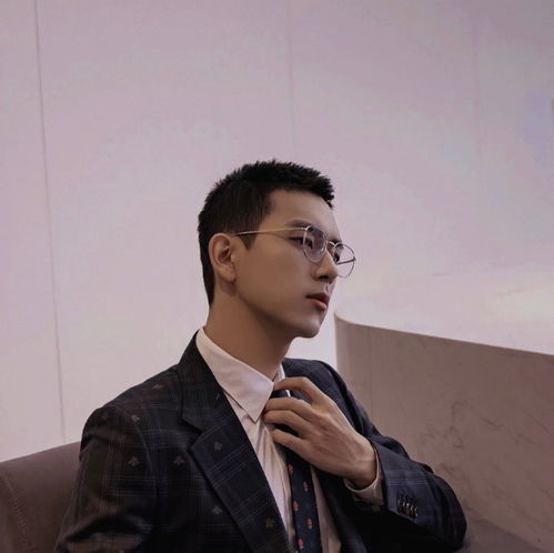 李现头像