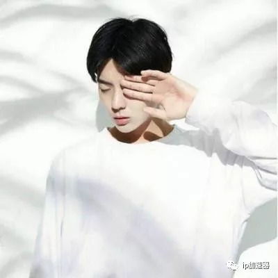 微信帅气男生头像图片2018干净帅气阳光高清
