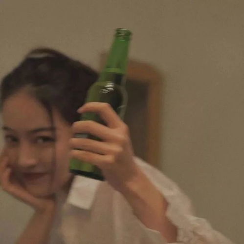 精选女生头像高级感气质搞怪文艺复古冷淡三