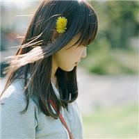 求一些好看的动漫和真人女生头像
