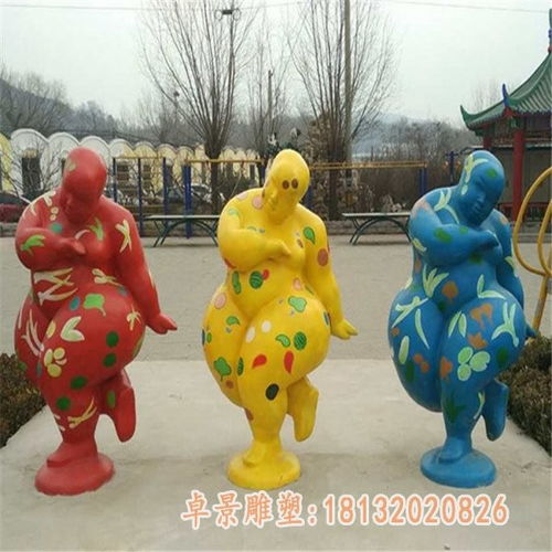 商场几何人物游乐园卡通玻璃钢雕塑甘肃几何人物树脂雕塑生产厂家