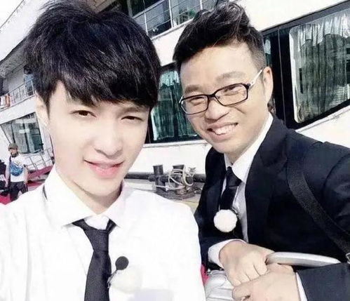 兄弟情深如海张艺兴不忘老友王迅生日祝福温暖如昔