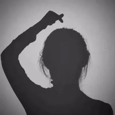 2022年情侣头像情侣头像影子一男一女