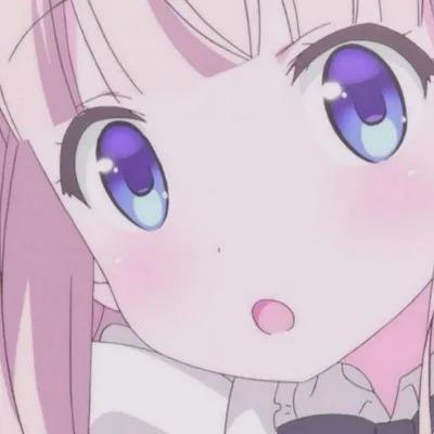 动漫头像女孩子的眼睛里应该装着星辰和大海