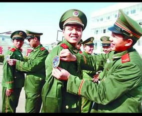 今年武警新兵是什么服装,有图片吗是黑色的吗觉的黑色的帅