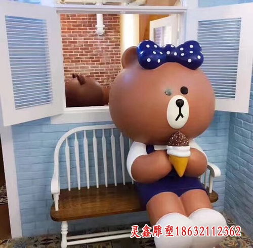 奇特的熊猫玻璃钢雕塑石嘴山玻璃钢雕塑熊制作厂家