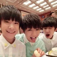 关于tfboys的qq头像