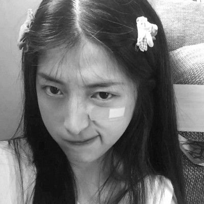 照亮我心房的黑暗,高清女生黑白头像