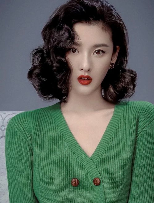 发型不对,颜值白费长脸女生别错过港风短发,洋气又复古