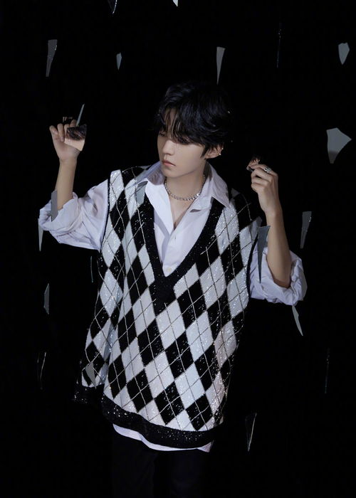 tfboys七周年演唱会久违合体最撩人的是他