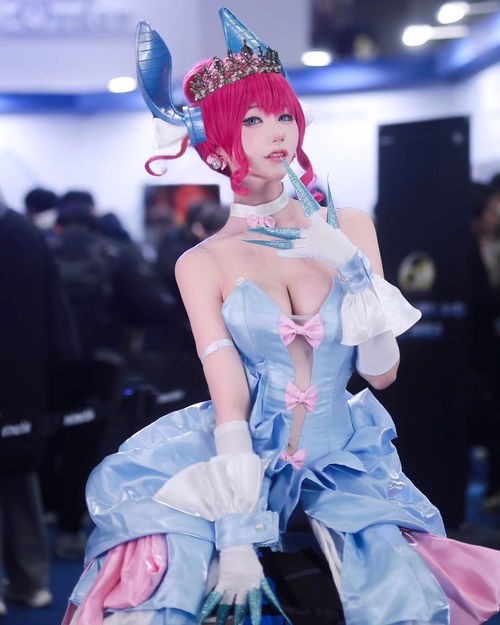 韩国美少女cos美图欣赏身材火辣穿着清凉太迷人