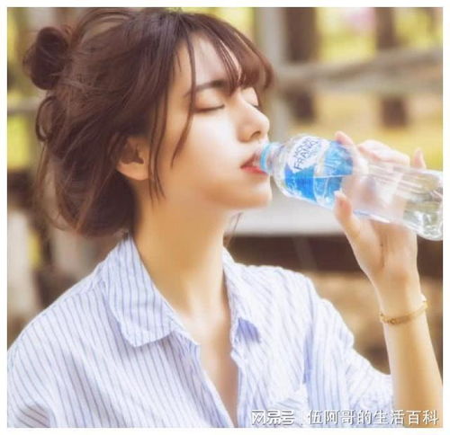 女生第一次谈恋爱的五个特质,难怪男生会忘不掉初恋