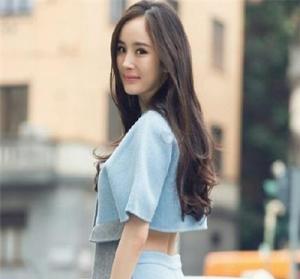 杨幂事业有成,恋情却令人担忧,网友不淡定
