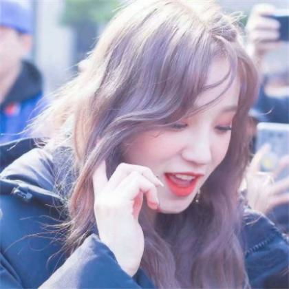 qq女生头像可爱,韩系爱搞怪系的女生