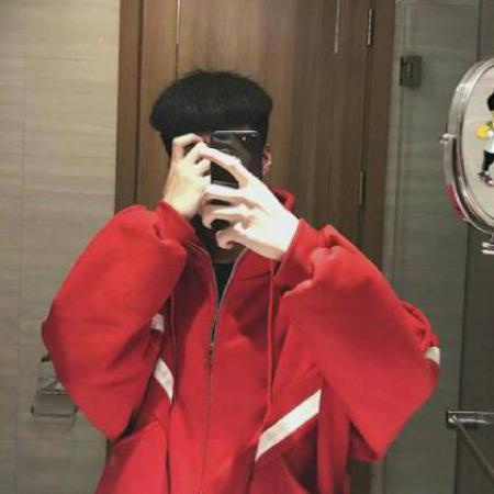 阳光帅气成熟的男生头像,错过了爱情就错过了人生