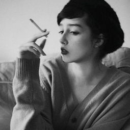 吸烟女生快手头像霸气我有qq女生头像我要个性网