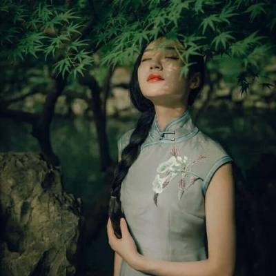 温婉复古旗袍女生头像优雅女人旗袍微信头像图片大全