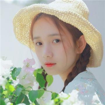 2020微信头像女生优雅气质高清每一朵花都是白云的眼泪