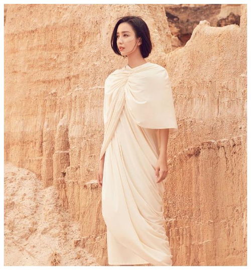 佟丽娅有多美当她和普通美女站一起,终于知仙女和凡人的区别